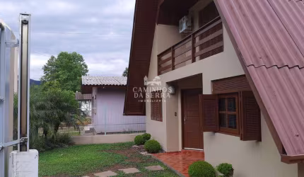 CASA COM 3 DORMITÓRIOS À VENDA EM PICADA CAFÉ/RS, Centro, Picada Cafe - RS
