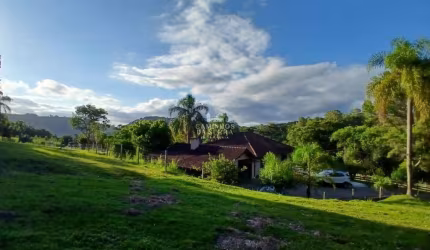 SITIO À VENDA COM CASA DE 2 QUARTOS SEMIMOBILIADA, Linha Imperial, Nova Petropolis - RS