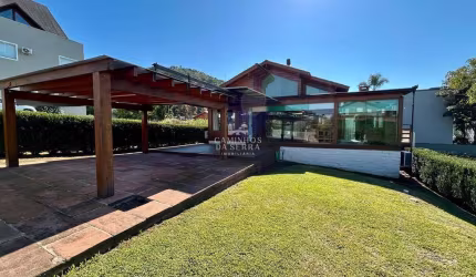 CASA COM OFURÔ - MOBILIADA E EQUIPADA À VENDA, Pousada da Neve, Nova Petropolis - RS