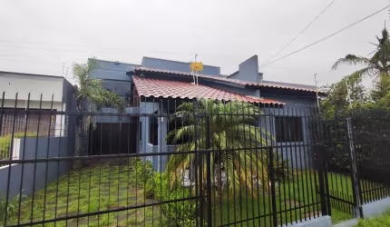 Elegância à venda: Residência no requintado bairro Mato Alto, Araranguá, SC,