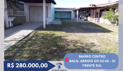 Á Venda Casa no Centro de Balneário Arroio do Silva, SC