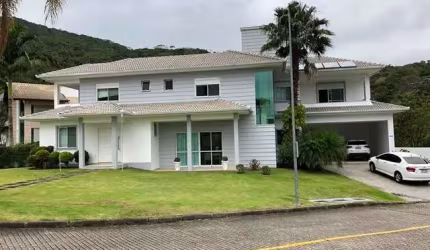 Casa em condomínio fechado com 4 quartos à venda no Córrego Grande, Florianópolis  por R$ 3.800.000
