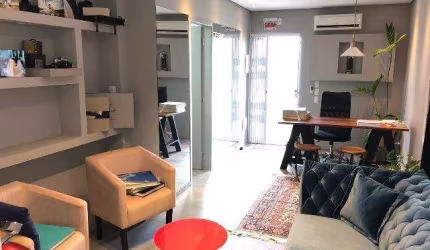 Casa comercial à venda na Trindade, Florianópolis  por R$ 1.900.000
