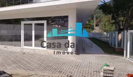 Prédio à venda no Itacorubi, Florianópolis  por R$ 15.000.000