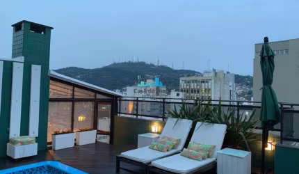 Cobertura com 3 quartos à venda no Centro, Florianópolis  por R$ 2.300.000