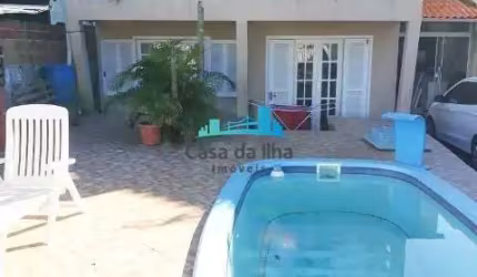 Casa com 4 quartos à venda no Ingleses, Florianópolis  por R$ 650.000