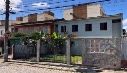 Casa com 3 quartos à venda na Trindade, Florianópolis  por R$ 1.500.000