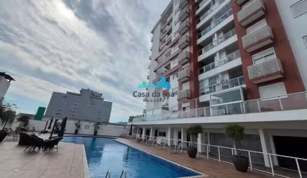Apartamento com 3 quartos para alugar na Agronômica, Florianópolis  por R$ 3.800
