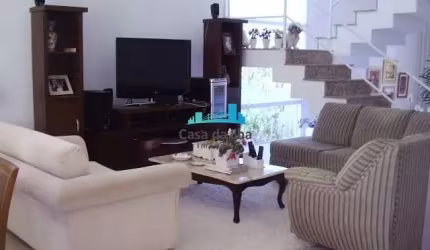 Casa com 4 quartos à venda no Córrego Grande, Florianópolis  por R$ 2.800.000