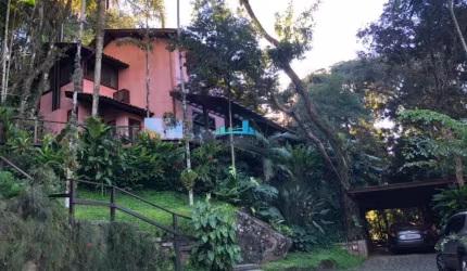 Casa em condomínio fechado com 5 quartos à venda no Lagoa da Conceição, Florianópolis  por R$ 5.500.000