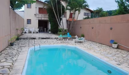 Casa com 4 quartos à venda no Córrego Grande, Florianópolis  por R$ 2.180.000