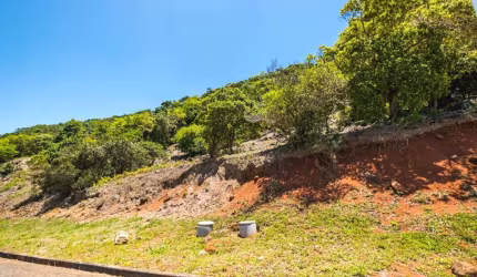 Terreno em condomínio fechado à venda no Ingleses, Florianópolis  por R$ 600.000
