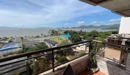 Apartamento com 4 quartos à venda na Agronômica, Florianópolis  por R$ 1.600.000