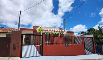 CASA DE FRENTE PRA RUA, 03 QUARTOS, 01 SUÍTE, ÓTIMA LOCALIZAÇÃO