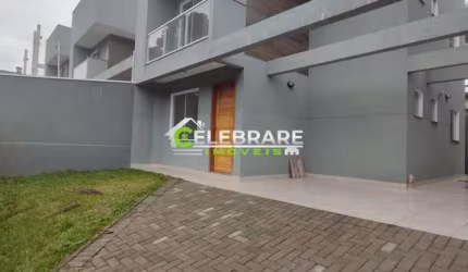 SOBRADO NOVO EM COLOMBO! 03 QTOS,SUÍTE,SACADA,AMPLO TERRENO