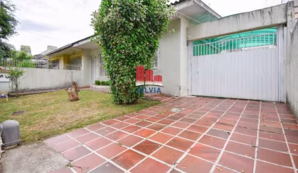 Linda casa térrea 3 quadras da Marechal Floriano - Aceita apartamento como parte de pagamento