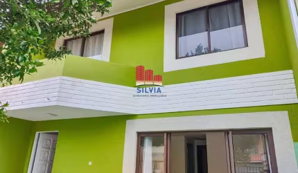 EXCELENTE SOBRADO NO BOQUEIRÃO COM 3 QUARTOS