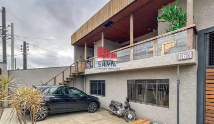 Casa com terreno ZR3 no Capão Raso pra investimento ou moradia própria 440metros