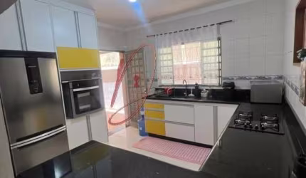 Casa para Venda em Hortolândia, Jardim Villagio Ghiraldelli, 3 dormitórios, 1 suíte, 3 banheiros, 1 vaga