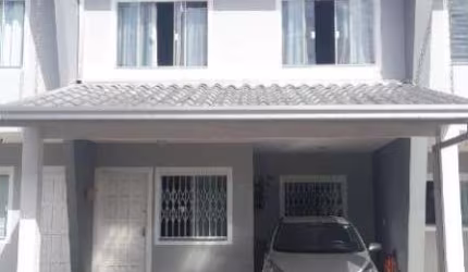 Sobrado a venda no Condomínio Residencial Vila Mariana localizado na Barra do Rio em Itajaí.