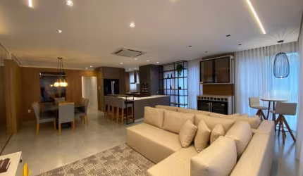 Apartamento à venda no Edifício Costa Esmeralda em Balneário Camboriú