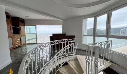 Cobertura Duplex a venda no Edifício Theiss Heim Residence localizado no Centro em Balneário Camboriú.