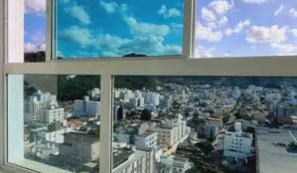 Apartamento à venda no Edifício Falcon Tower no Centro em Balneário Camboriú