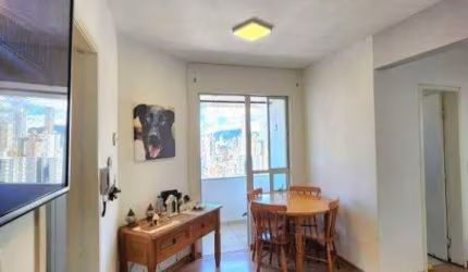 Apartamento a venda no Edifício Las Vegas localizado no Centro de Balneário Camboriú.