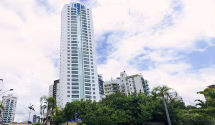 Apartamento a venda no Exclusive Residence com 03 suítes no Bairro Fazenda em Itajaí.