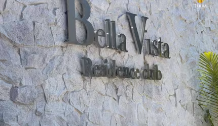 Casa de alto padrão a venda no Condomínio Bella Vista Residence Club localizada no Bairro da Barra em Balneário Camboriú.