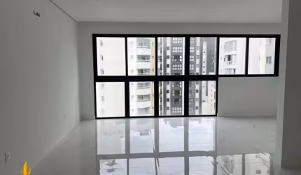 Apartamento a venda no Edifício Dresden Residence localizado no Centro em Balneário Camboriú.