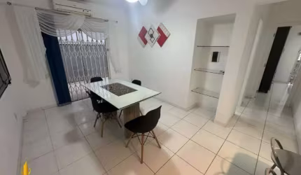 Apartamento diferenciado a venda no Edifício Dona Henriqueta localizado no Centro de Balneário Camboriú.