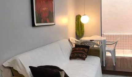 Apartamento à venda no Edifício Rio de La Plata localizado no Centro em Balneário Camboriú.