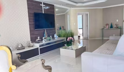 Apartamento à venda no Edifício Cadillac Tower, localizado no centro de Balneário Camboriú