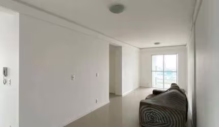 Apartamento a venda no Edifício Arcádia localizado no bairro São Judas em Itajaí.