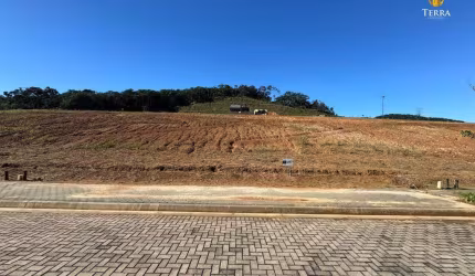 Terreno à venda no Colinas de Camboriú Village em Camboriú