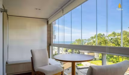 Apartamento a venda no Amores da Brava Club House localizado na Praia Brava.