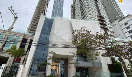Apartamento com Vista Privilegiada à venda no Edifício Copenhagen em Balneário Camboriú