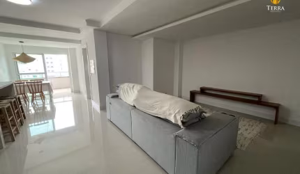 Apartamento a venda no Edifício Emerald localizado na Praia Brava em Itajaí.