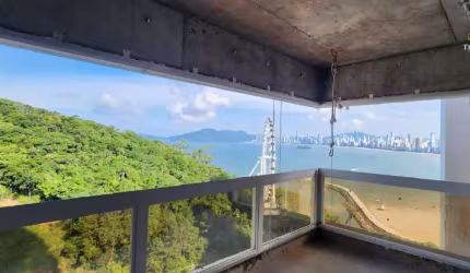 Apartamento à venda Vista Mar na Barra Norte em Balneário Camboriú