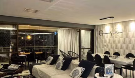 Apartamento a venda no Residencial Grand Soleil localizado no Bairro Fazenda em Itajaí.