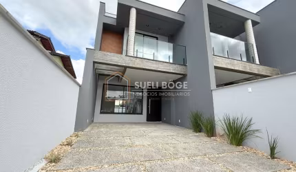 SOBRADO GEMINADO EM CONSTRUÇÃO COM 3 DORMITÓRIOS NO BAIRRO SANTO ANTONIO