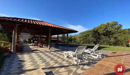 Casa com 3 dormitórios à venda, 100 m² por R$ 640.000,00 - Condomínio Quintas do Rio das Águas Claras - Brumadinho/MG