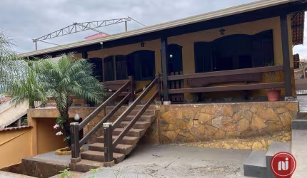 Casa com 3 dormitórios à venda, 200 m² por R$ 700.000,00 - Conceição de Itaguá - Brumadinho/MG