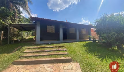 Casa com 3 dormitórios à venda, 100 m² por R$ 300.000,00 - Carneiros - Brumadinho/MG