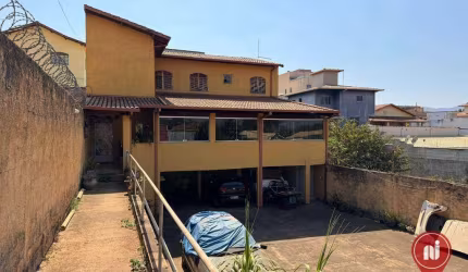 Casa com 4 dormitórios à venda, 200 m² por R$ 620.000,00 - Bela Vista - Brumadinho/MG