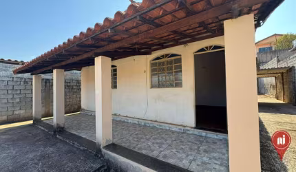Casa com 3 dormitórios à venda, 84 m² por R$ 387.000,00 - Pinheiros - Brumadinho/MG