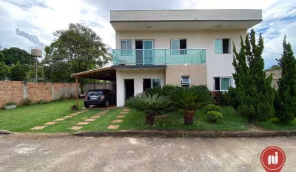 Casa com 3 dormitórios à venda, 280 m² por R$ 550.000,00 - Tangará - Mário Campos/MG