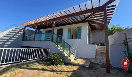 Casa com 3 dormitórios à venda, 200 m² por R$ 920.000,00 - Do Carmo - Brumadinho/MG