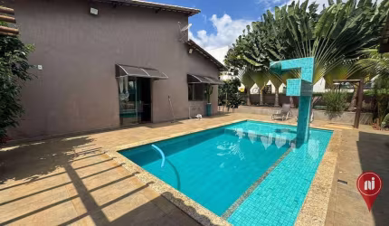 Casa com 4 dormitórios à venda, 360 m² por R$ 1.200.000,00 - Condomínio Serra dos Bandeirantes - Mário Campos/MG